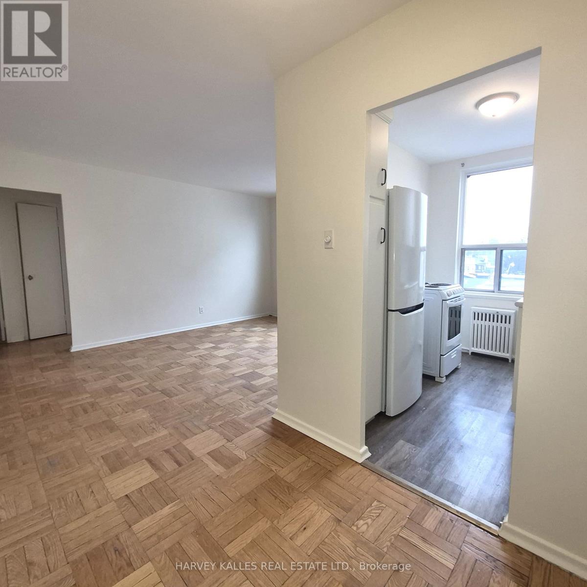 305 - 6 GLEN ECHO ROAD