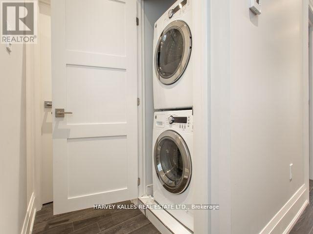 UPPER - 987 AVENUE ROAD