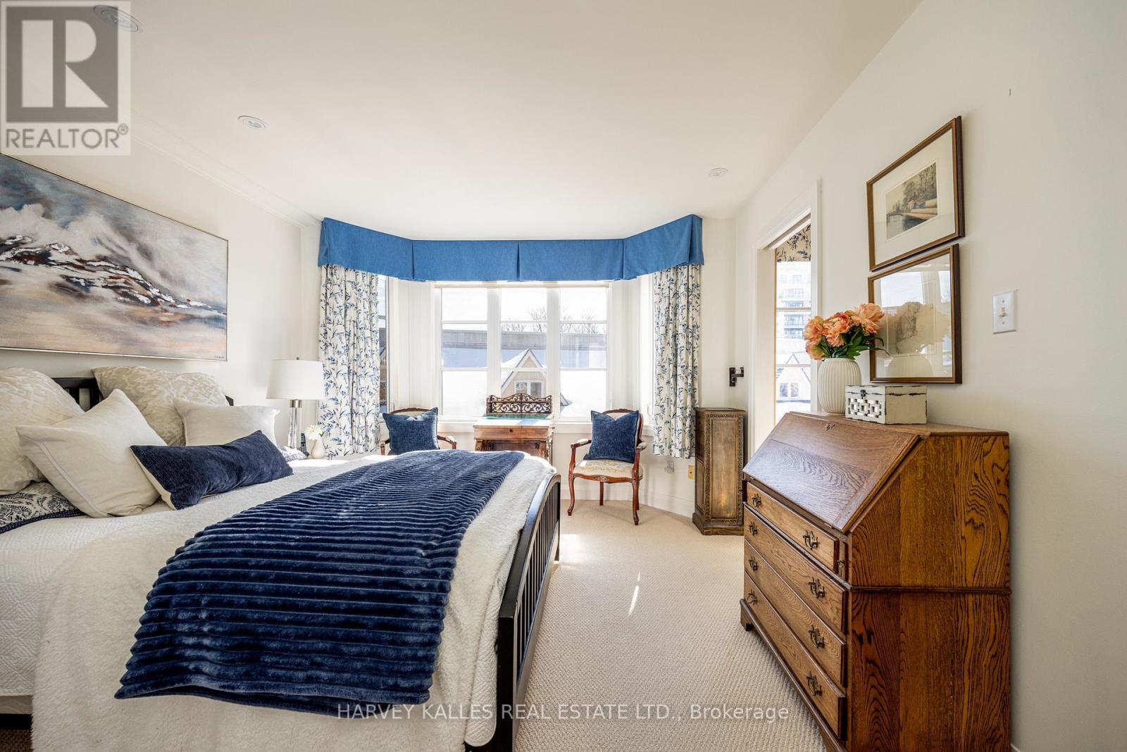 51 SHAFTESBURY AVENUE