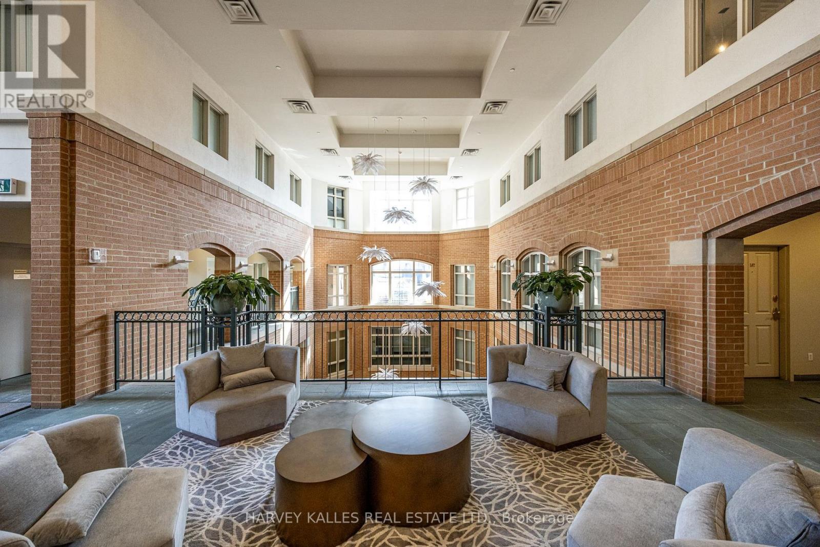 51 SHAFTESBURY AVENUE