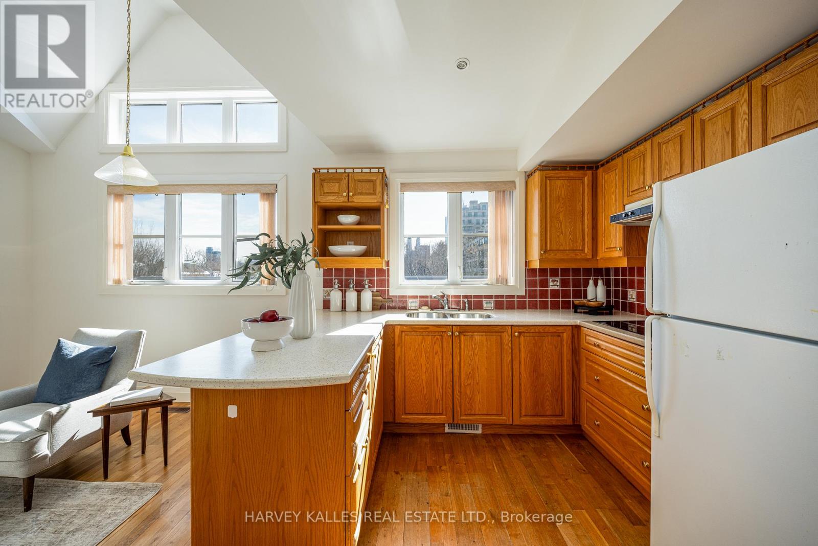 51 SHAFTESBURY AVENUE