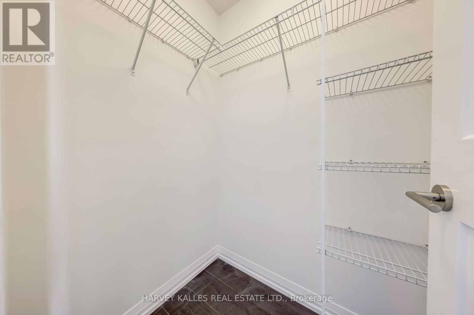 LPH03 - 25 HOLLY STREET