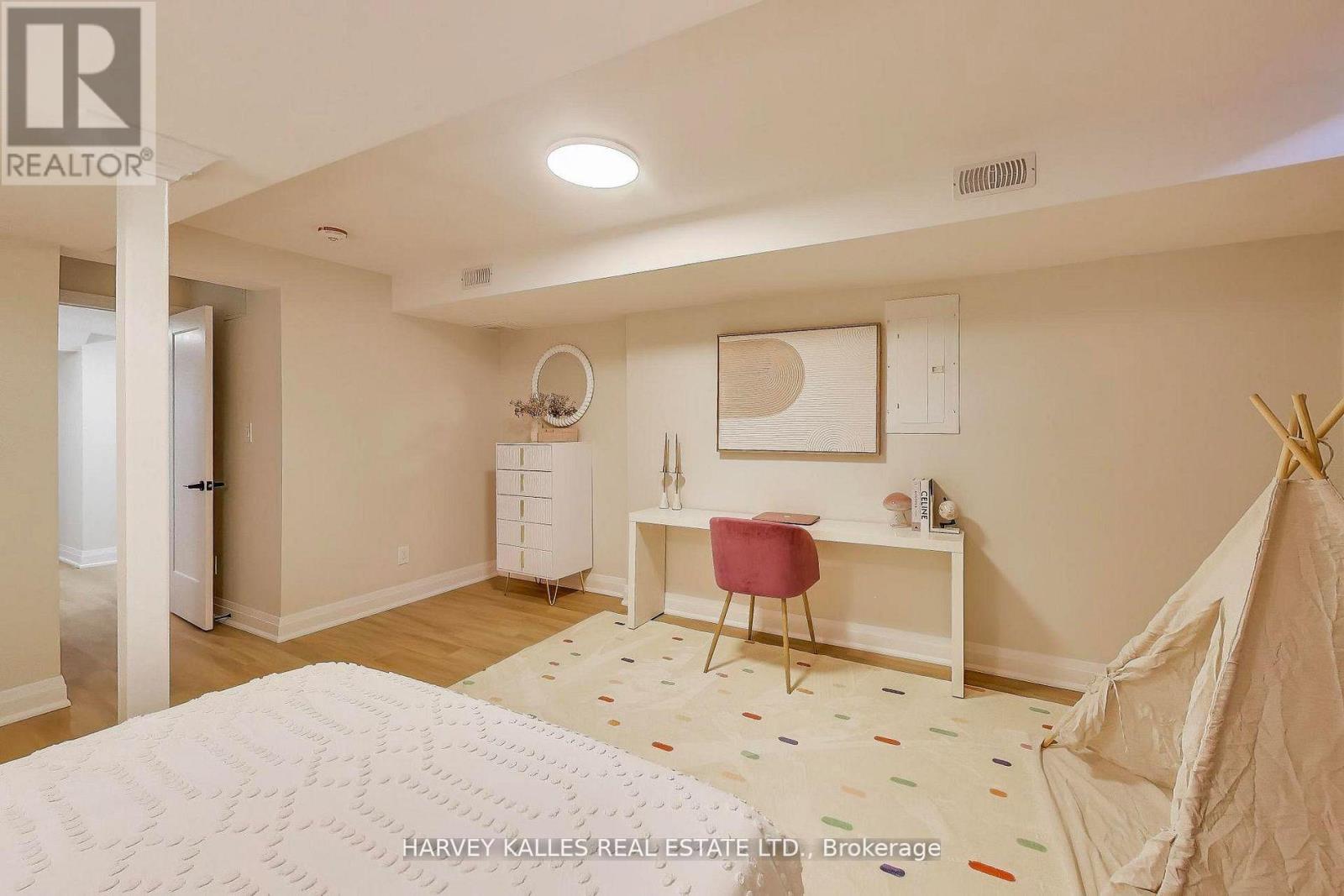 LOWER LEVEL - 21 ROLYAT STREET