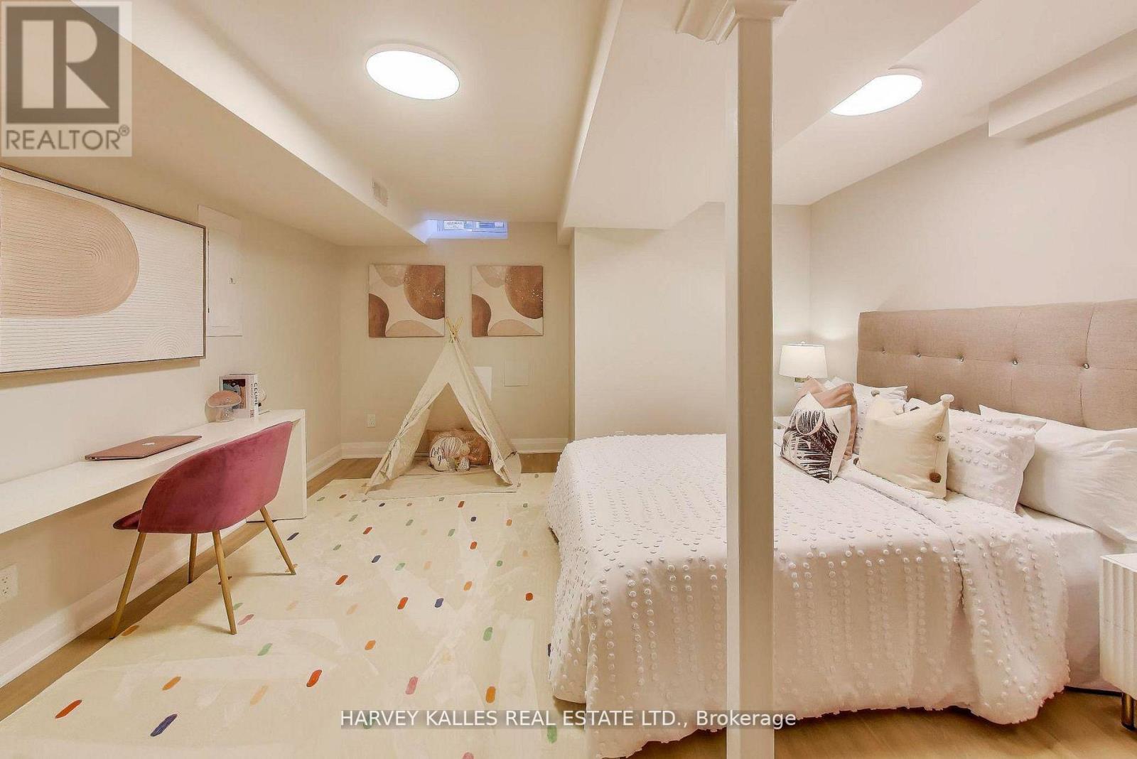 LOWER LEVEL - 21 ROLYAT STREET