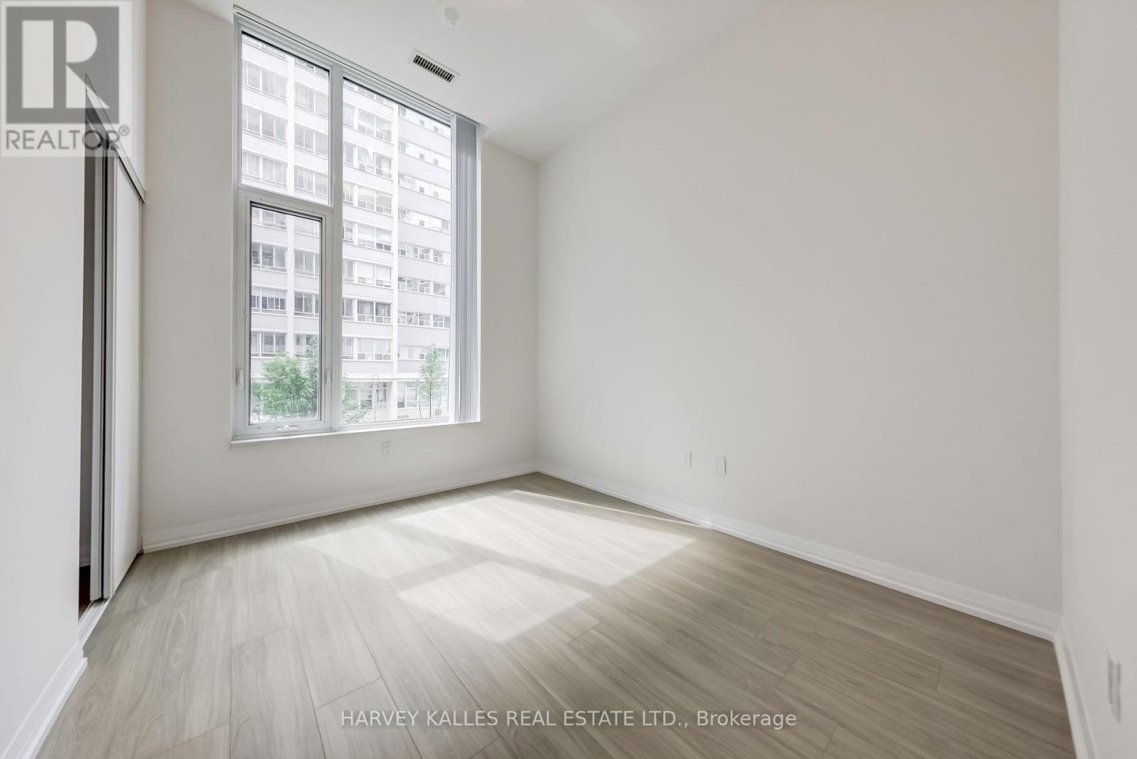 TH116 - 50 DUNFIELD AVENUE