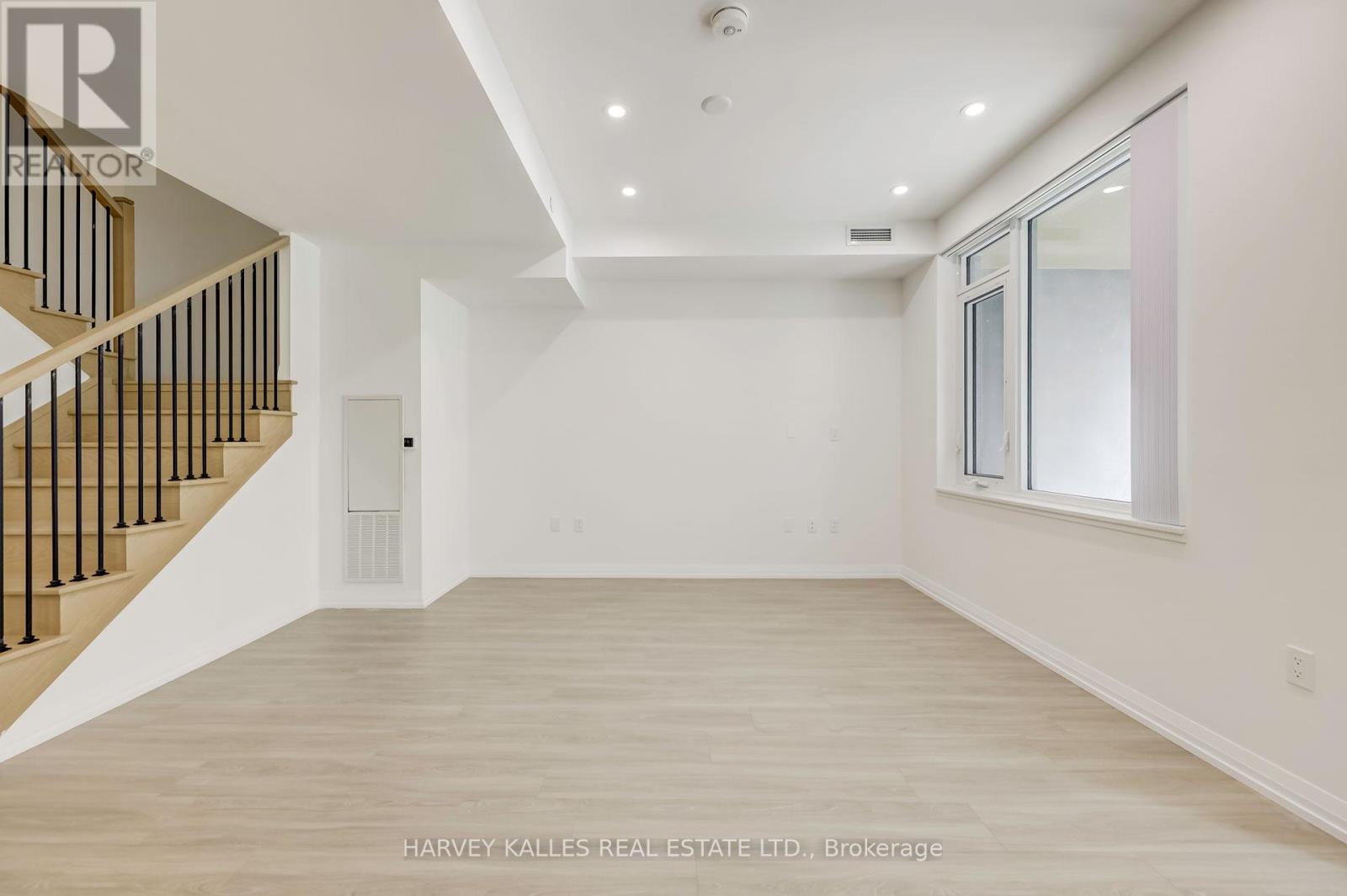 TH116 - 50 DUNFIELD AVENUE