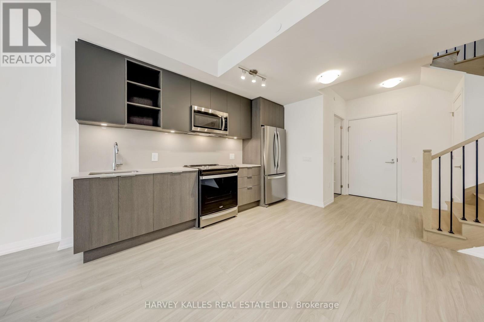 TH116 - 50 DUNFIELD AVENUE