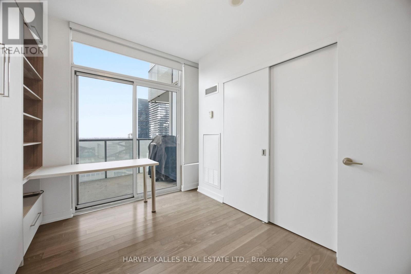 1612 - 1 MARKET STREET