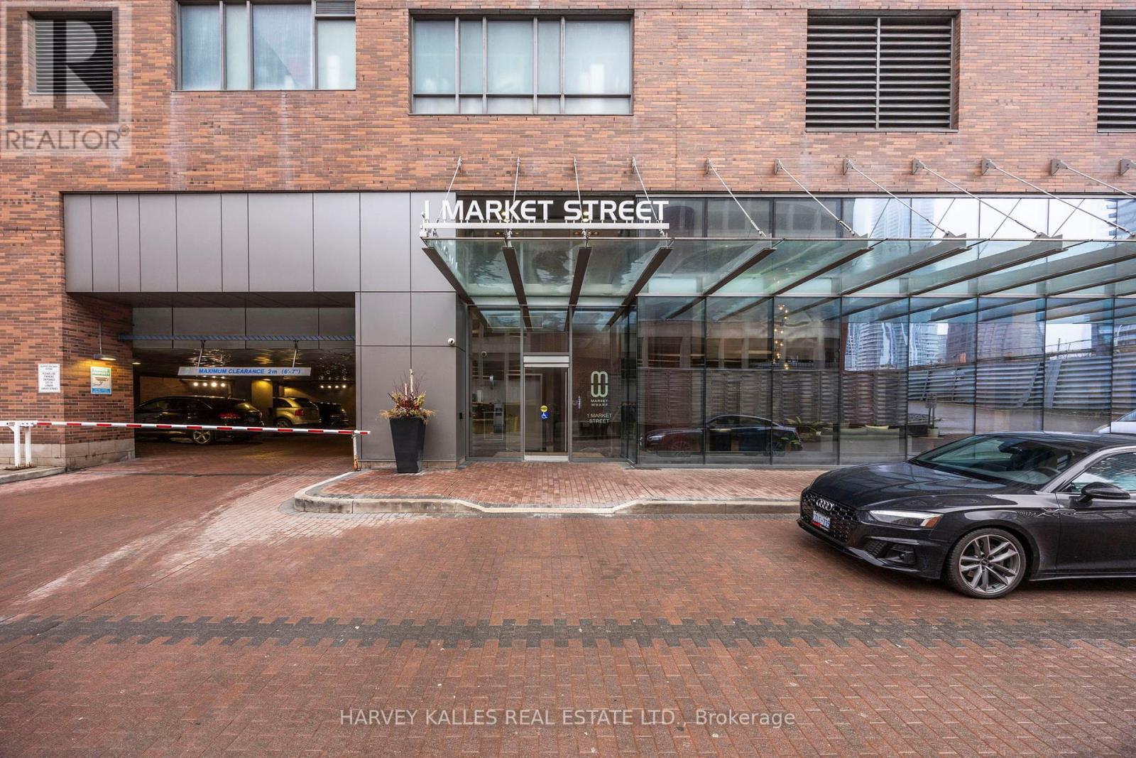 1612 - 1 MARKET STREET