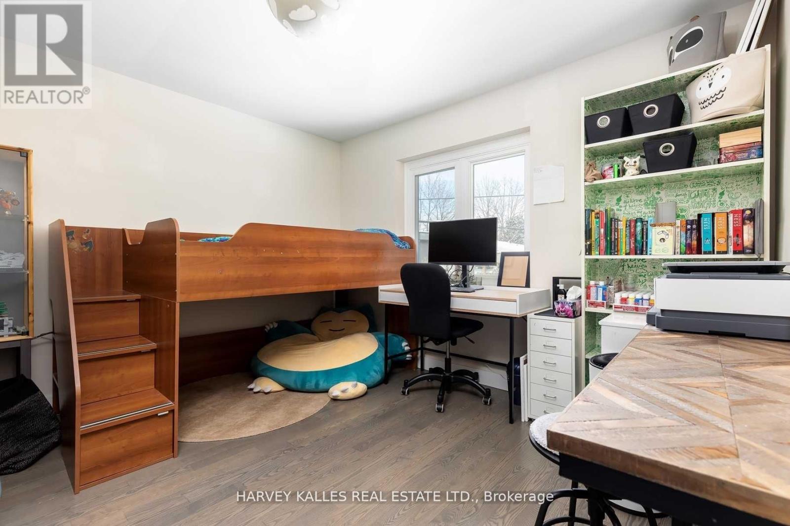 LEFT - 7 RAINHAM PLACE