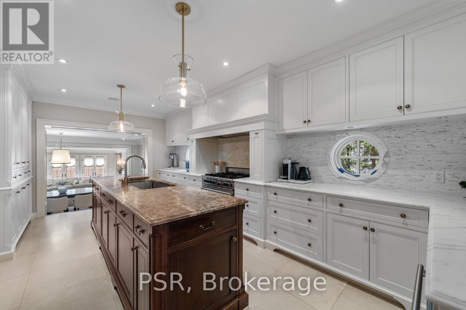 80 OLD FOREST HILL ROAD