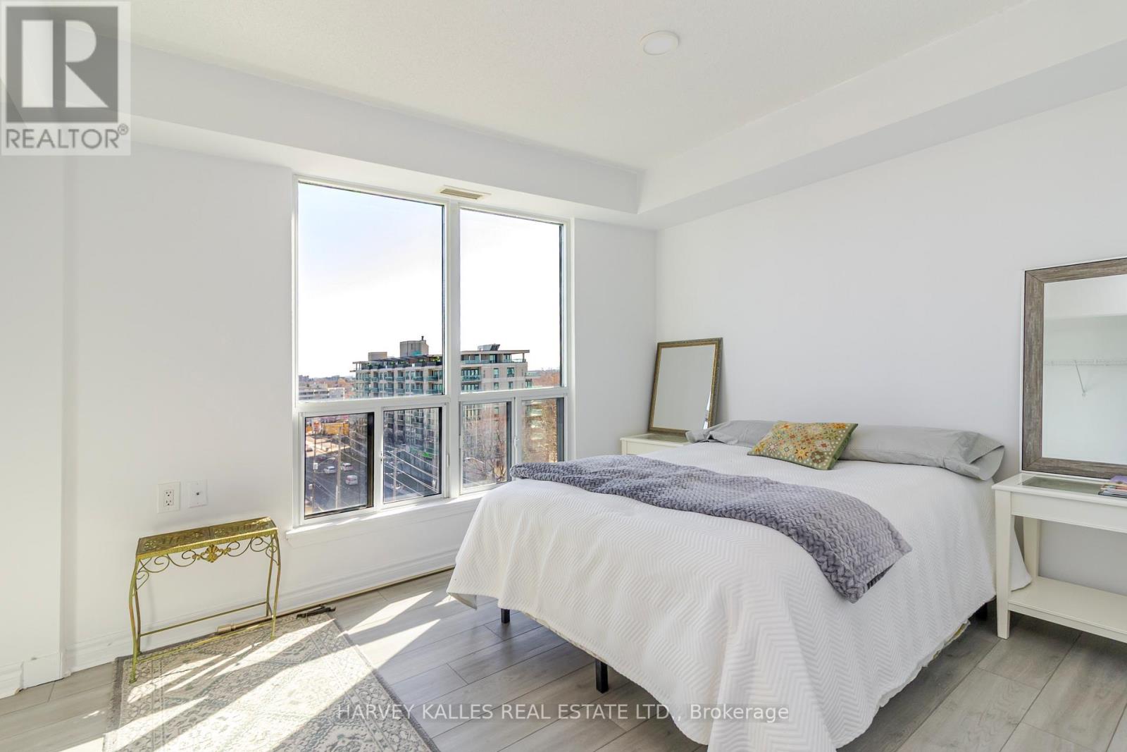 803 - 1030 SHEPPARD AVENUE W