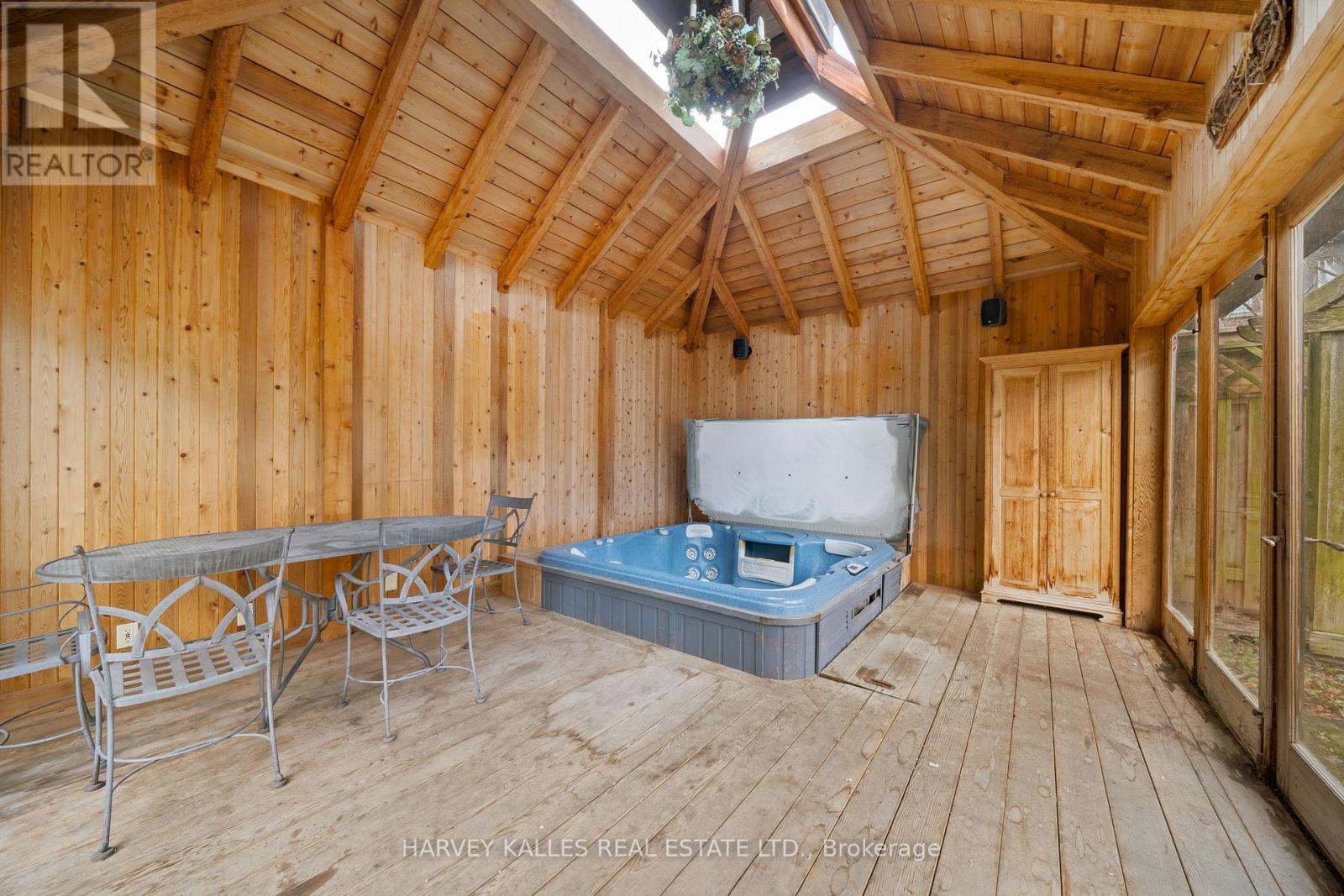 268 CORTLEIGH BOULEVARD