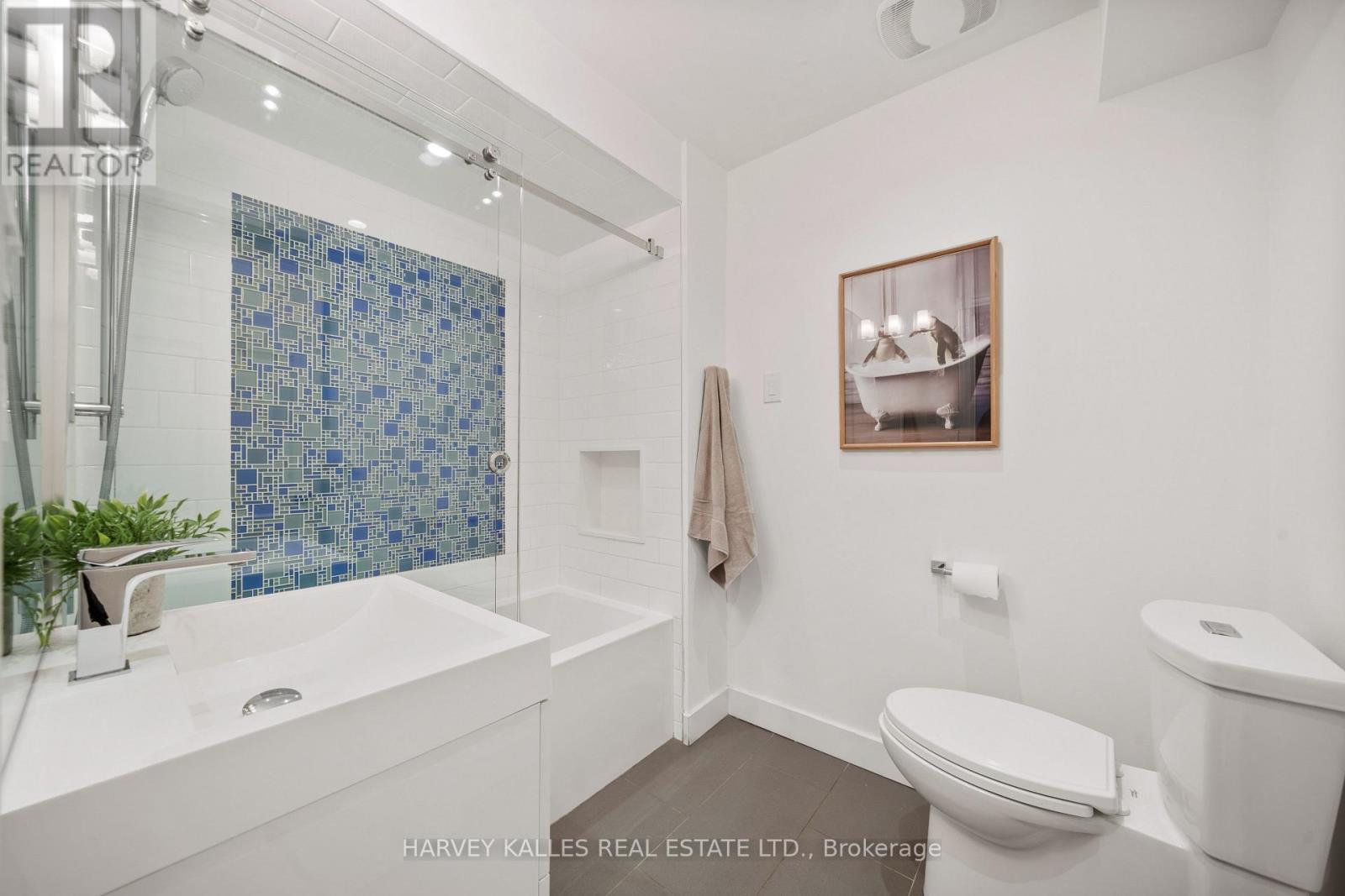 268 CORTLEIGH BOULEVARD