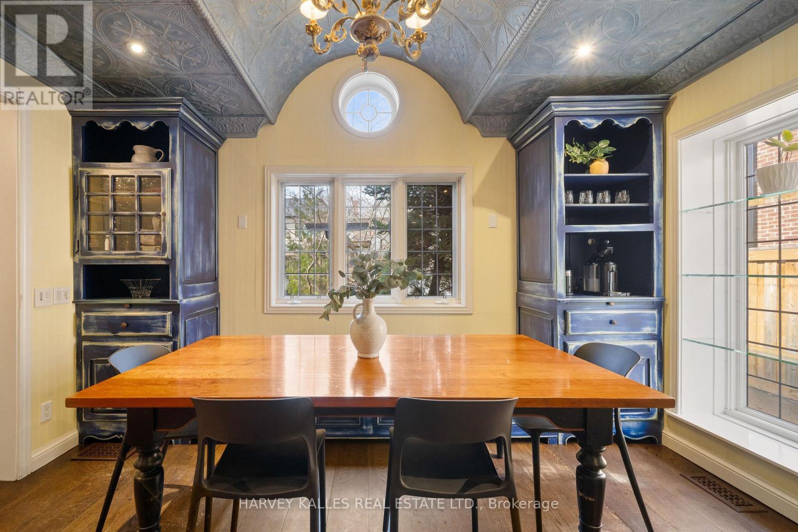 268 CORTLEIGH BOULEVARD