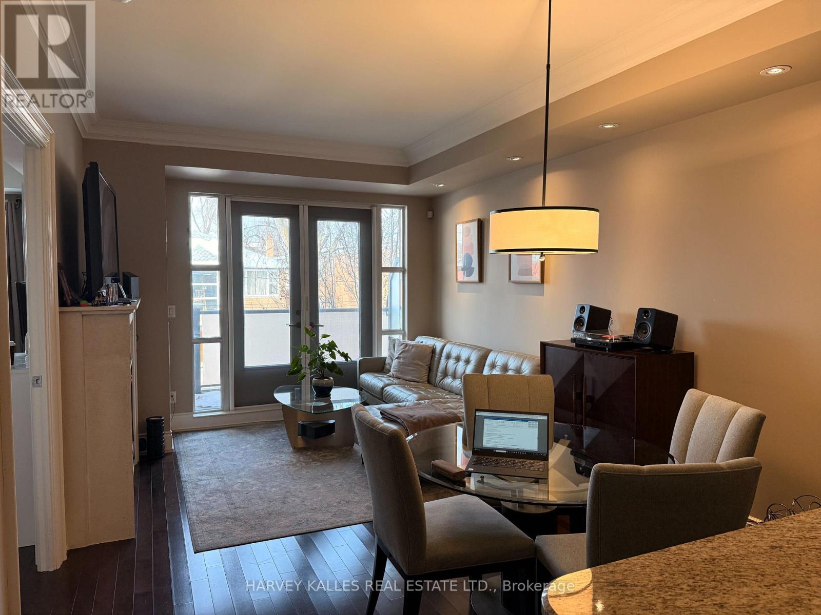 317 - 1717 AVENUE ROAD