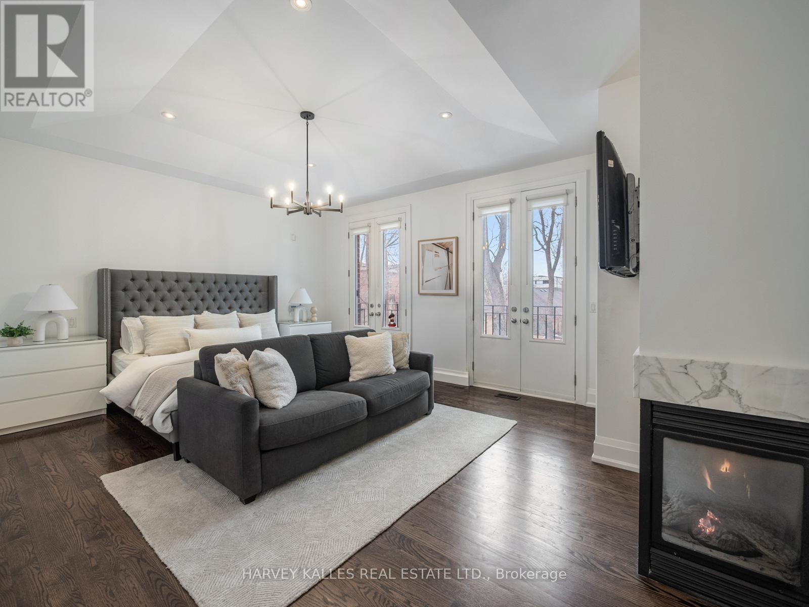 190 CARMICHAEL AVENUE