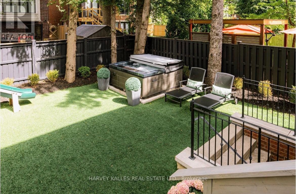 190 CARMICHAEL AVENUE