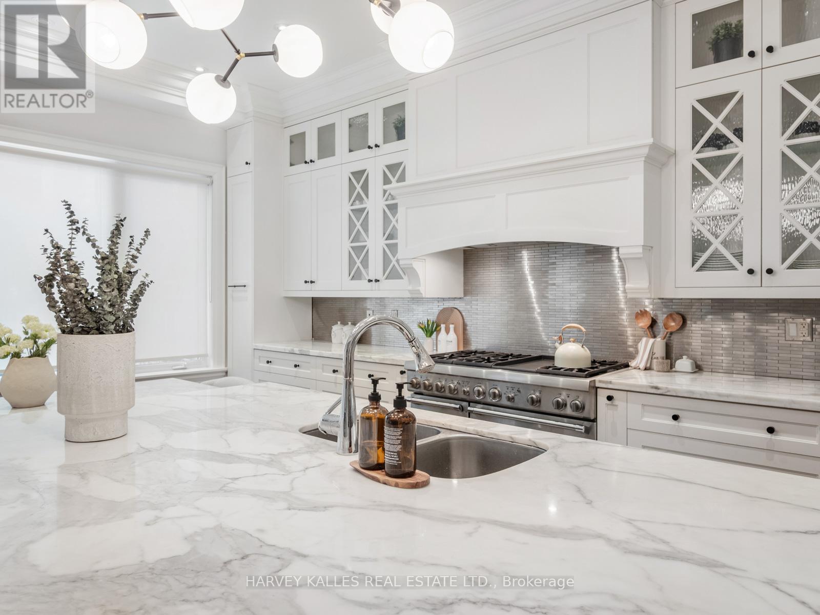 190 CARMICHAEL AVENUE