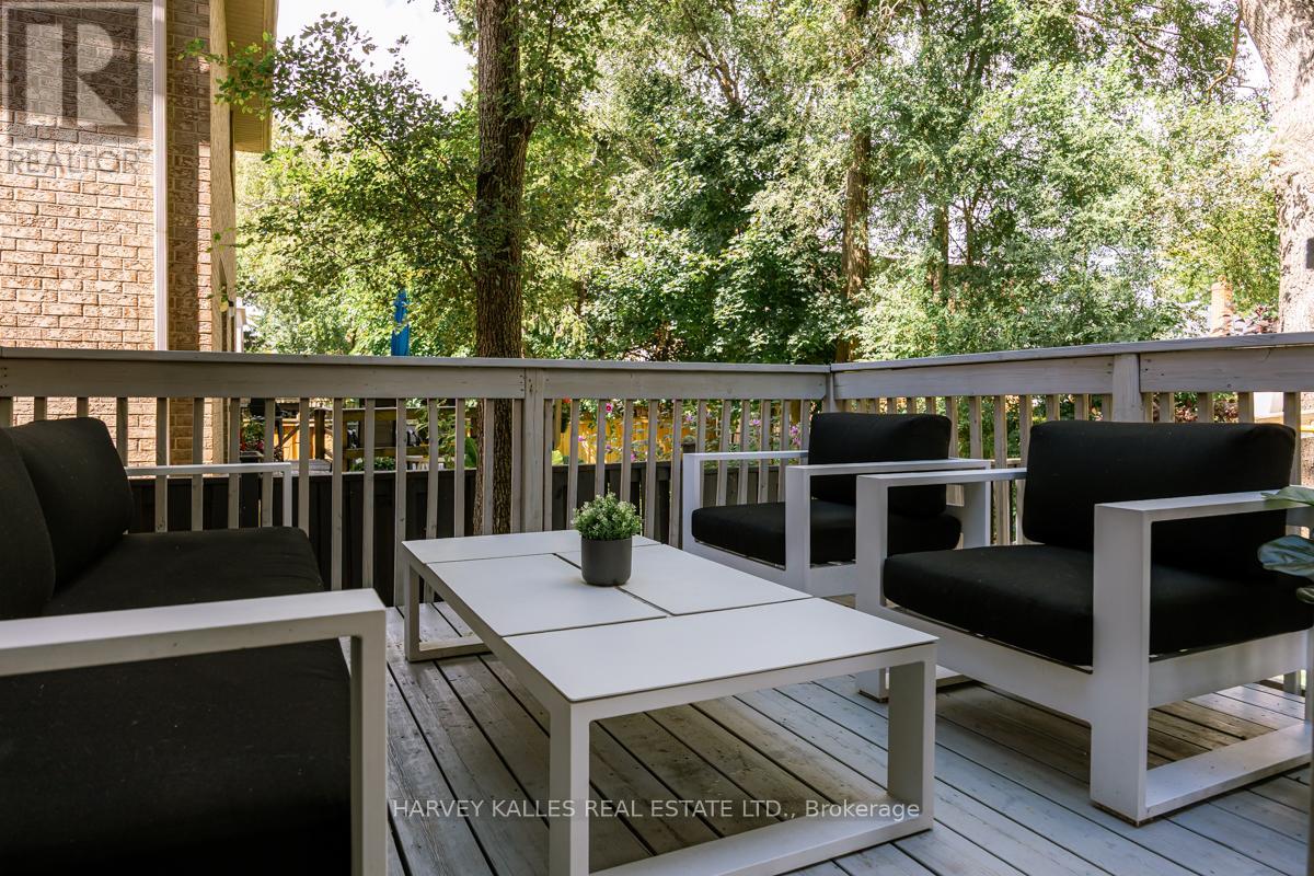 190 CARMICHAEL AVENUE