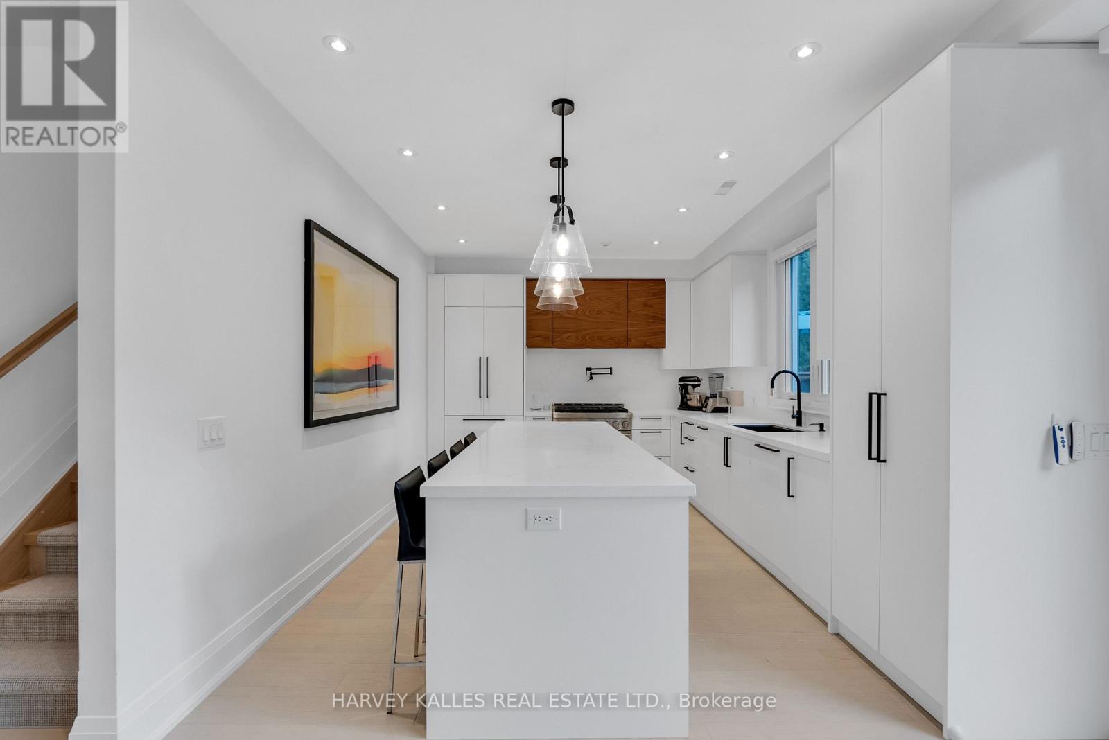 32 ALMONT ROAD