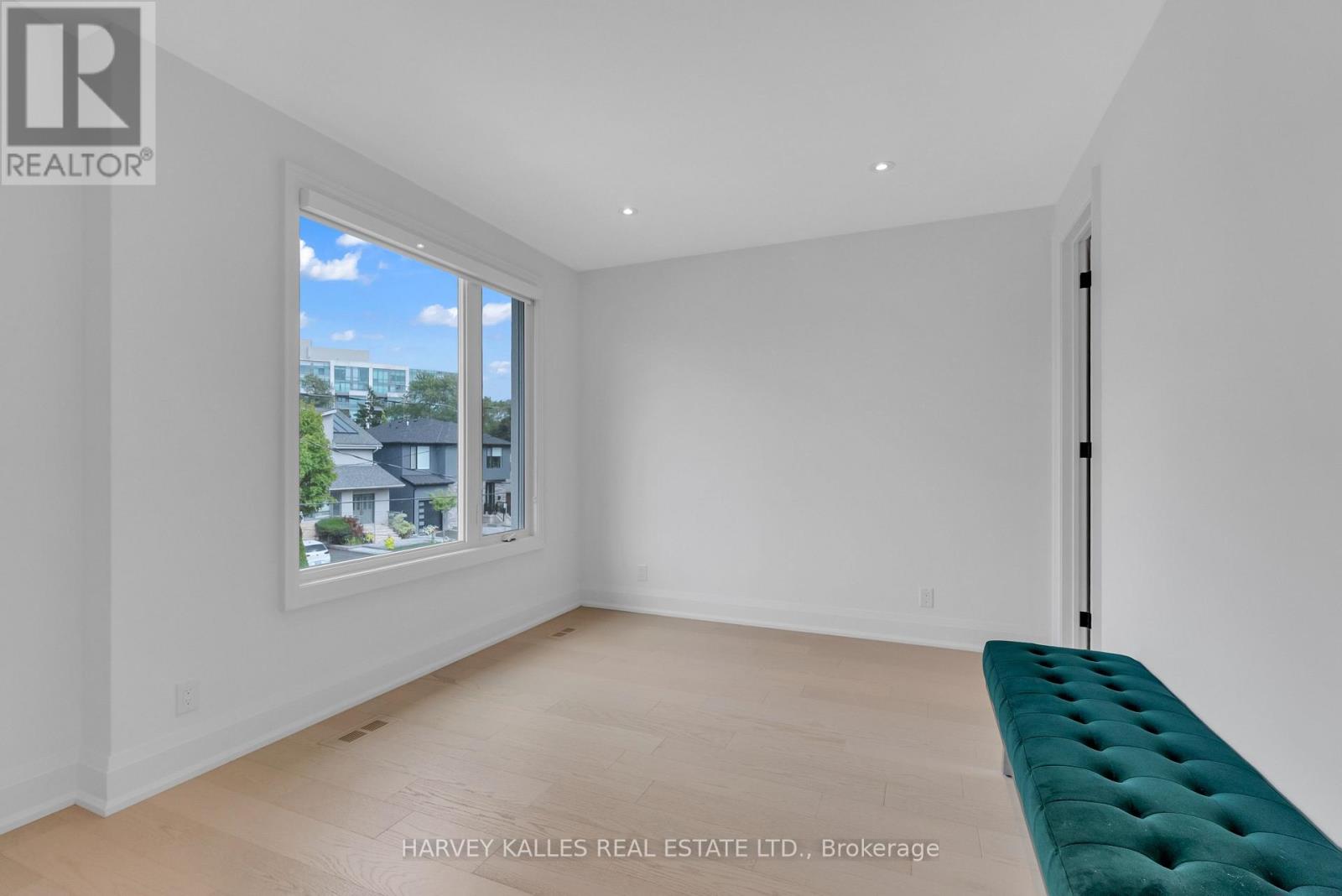 32 ALMONT ROAD