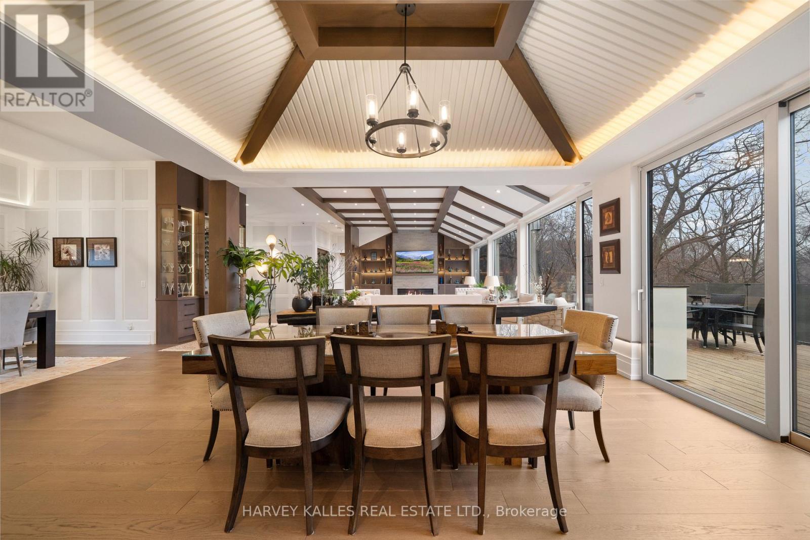 140 SANDRINGHAM DRIVE