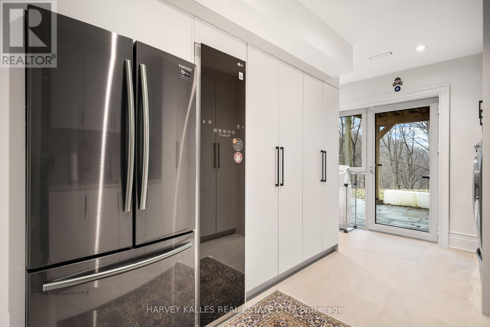 140 SANDRINGHAM DRIVE