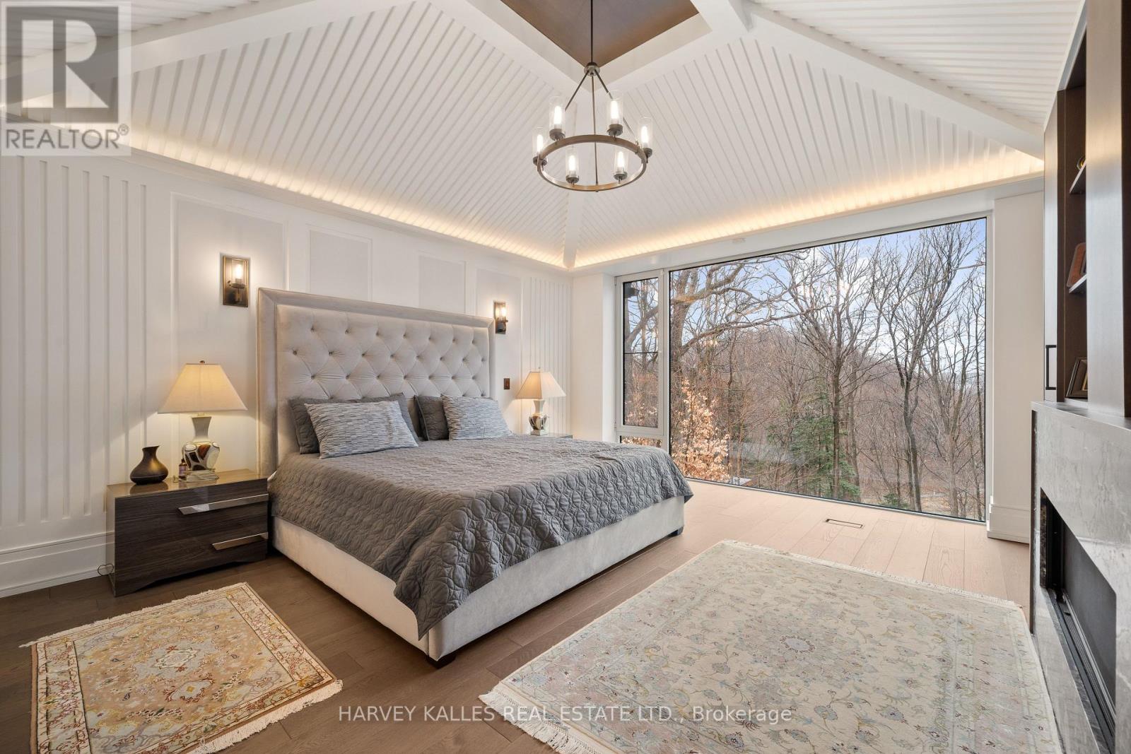 140 SANDRINGHAM DRIVE