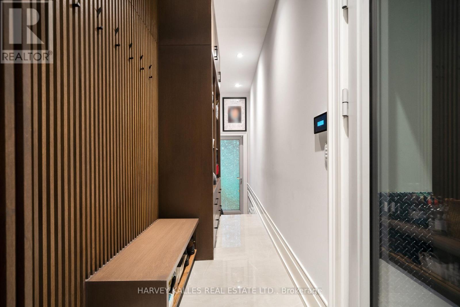 140 SANDRINGHAM DRIVE