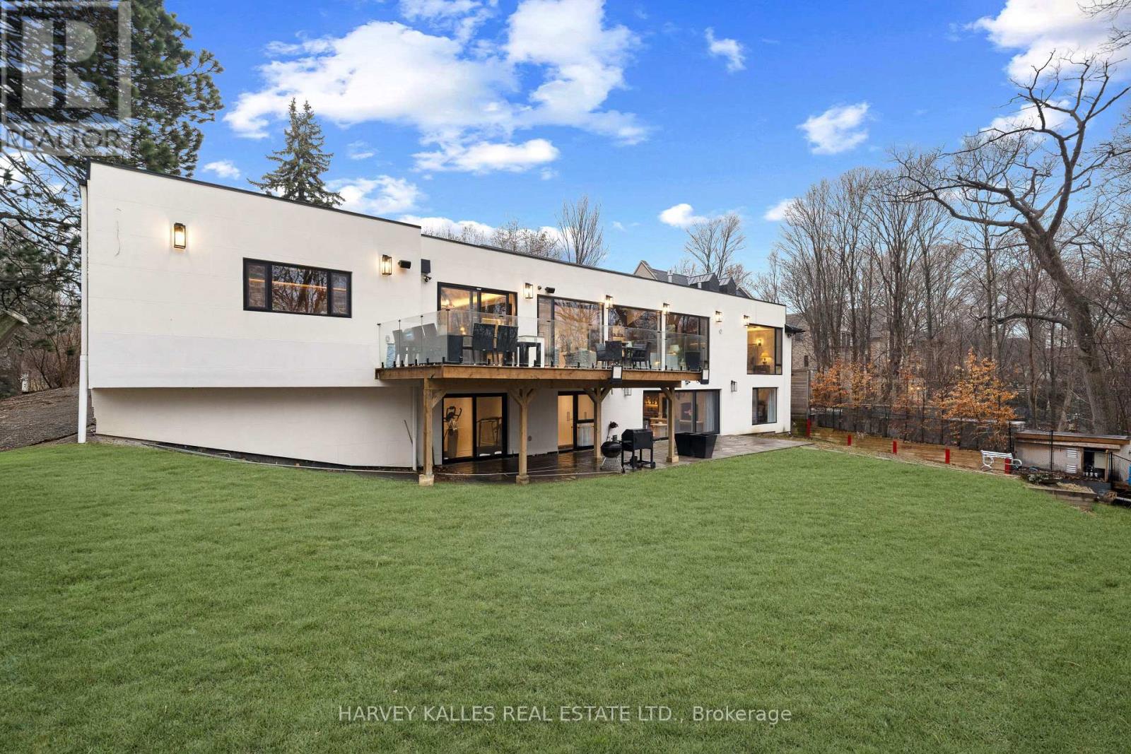 140 SANDRINGHAM DRIVE