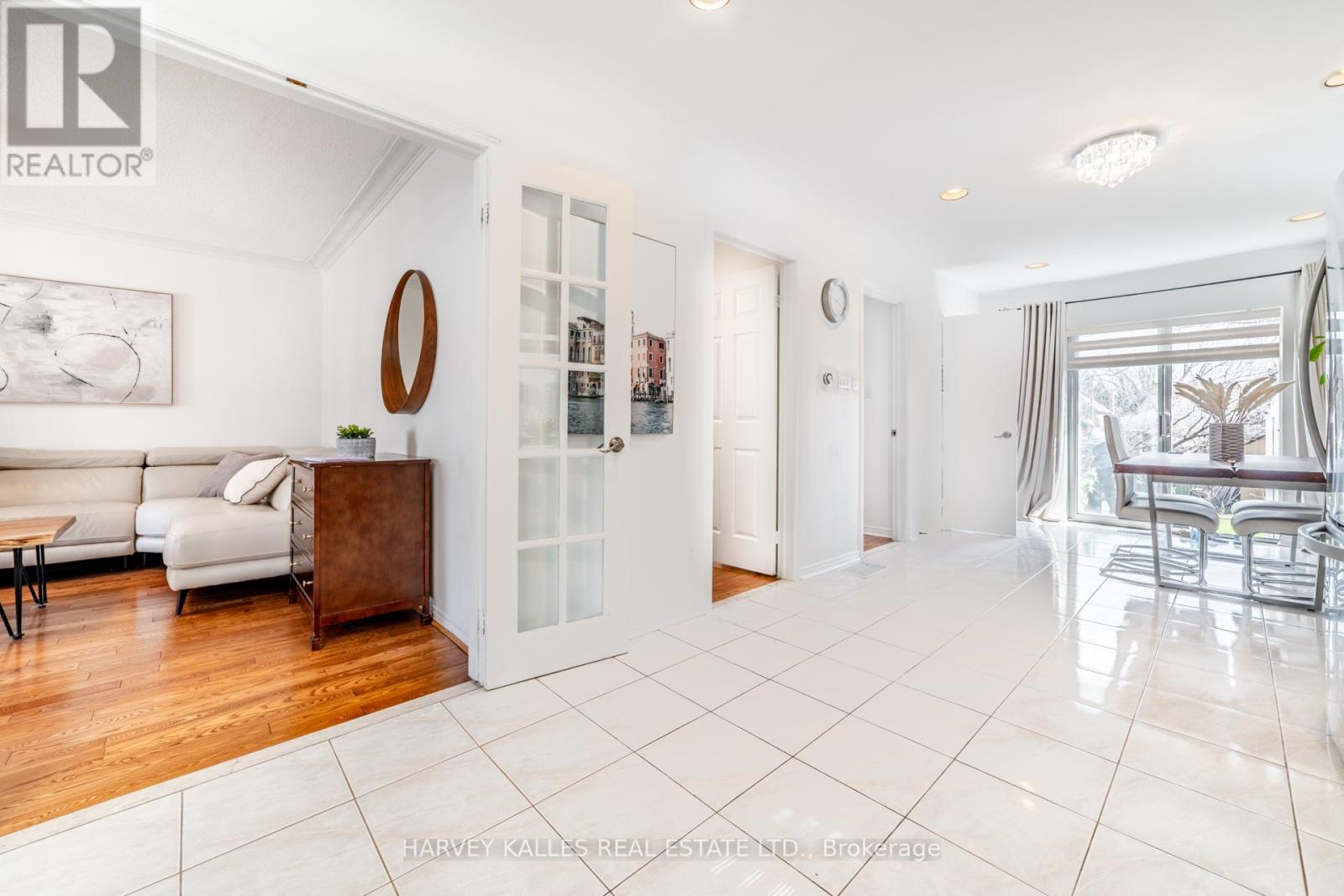 139 KINGSDALE AVENUE