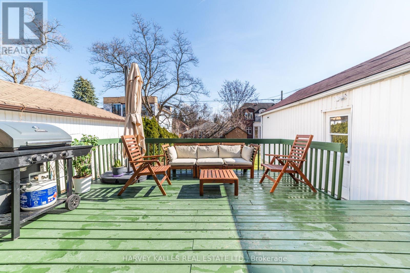 139 KINGSDALE AVENUE