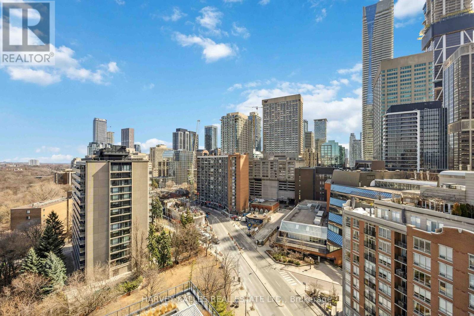 1707 - 825 CHURCH STREET