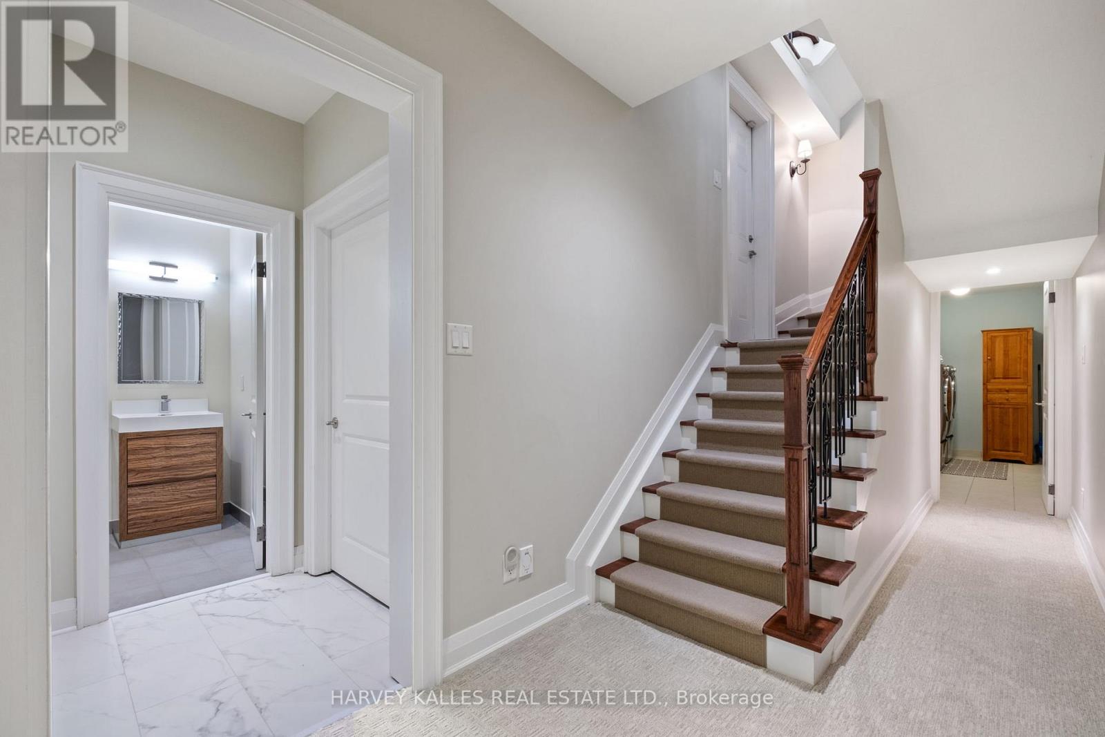 487 SPADINA ROAD