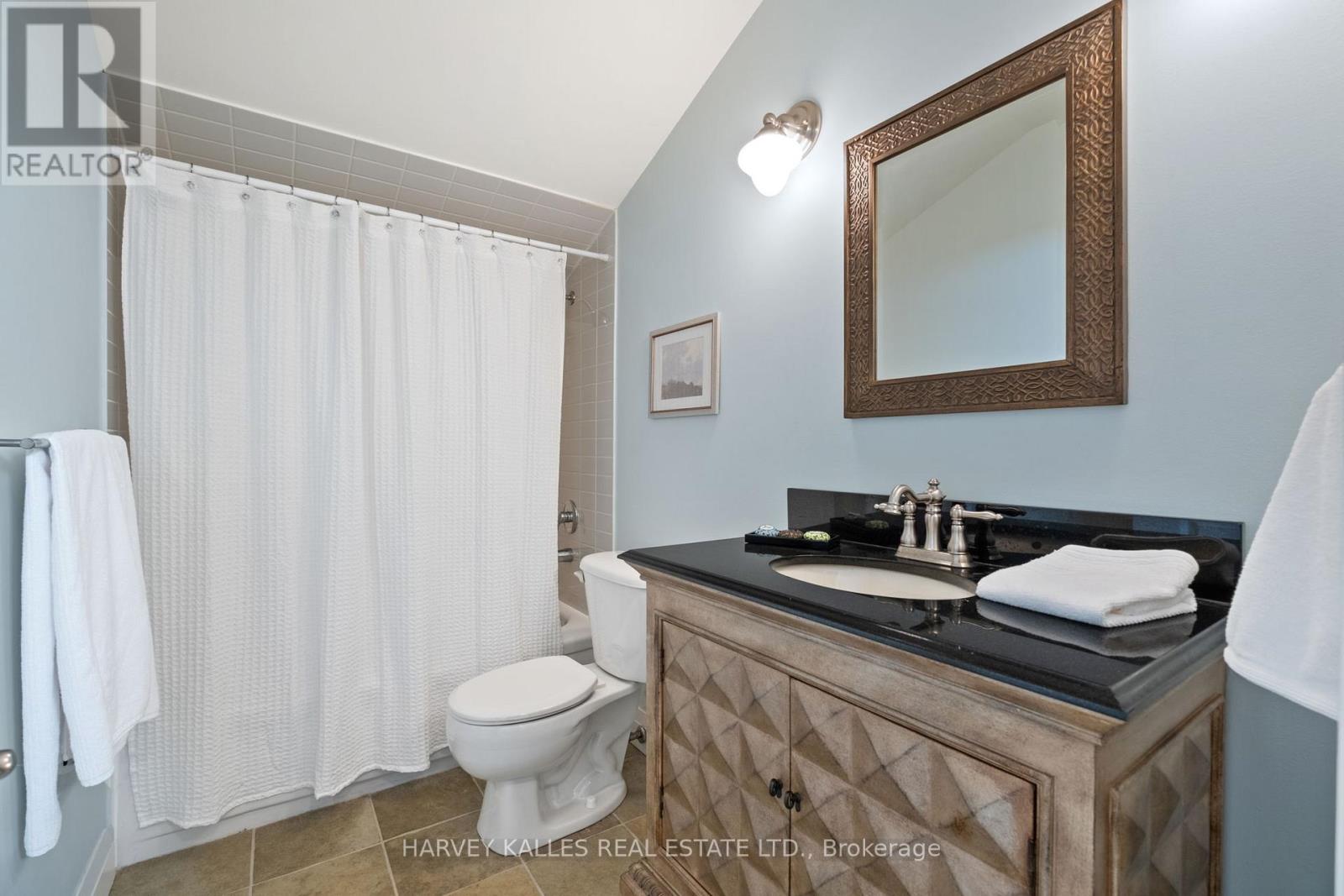 487 SPADINA ROAD