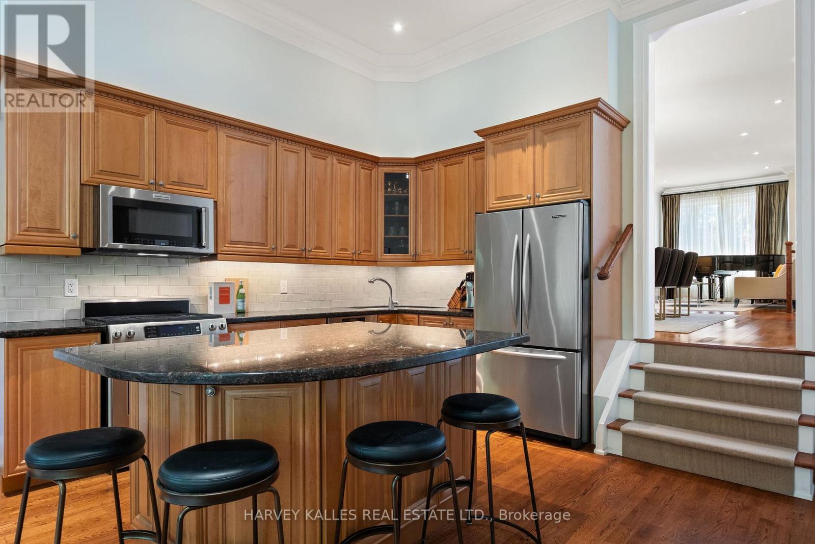 487 SPADINA ROAD