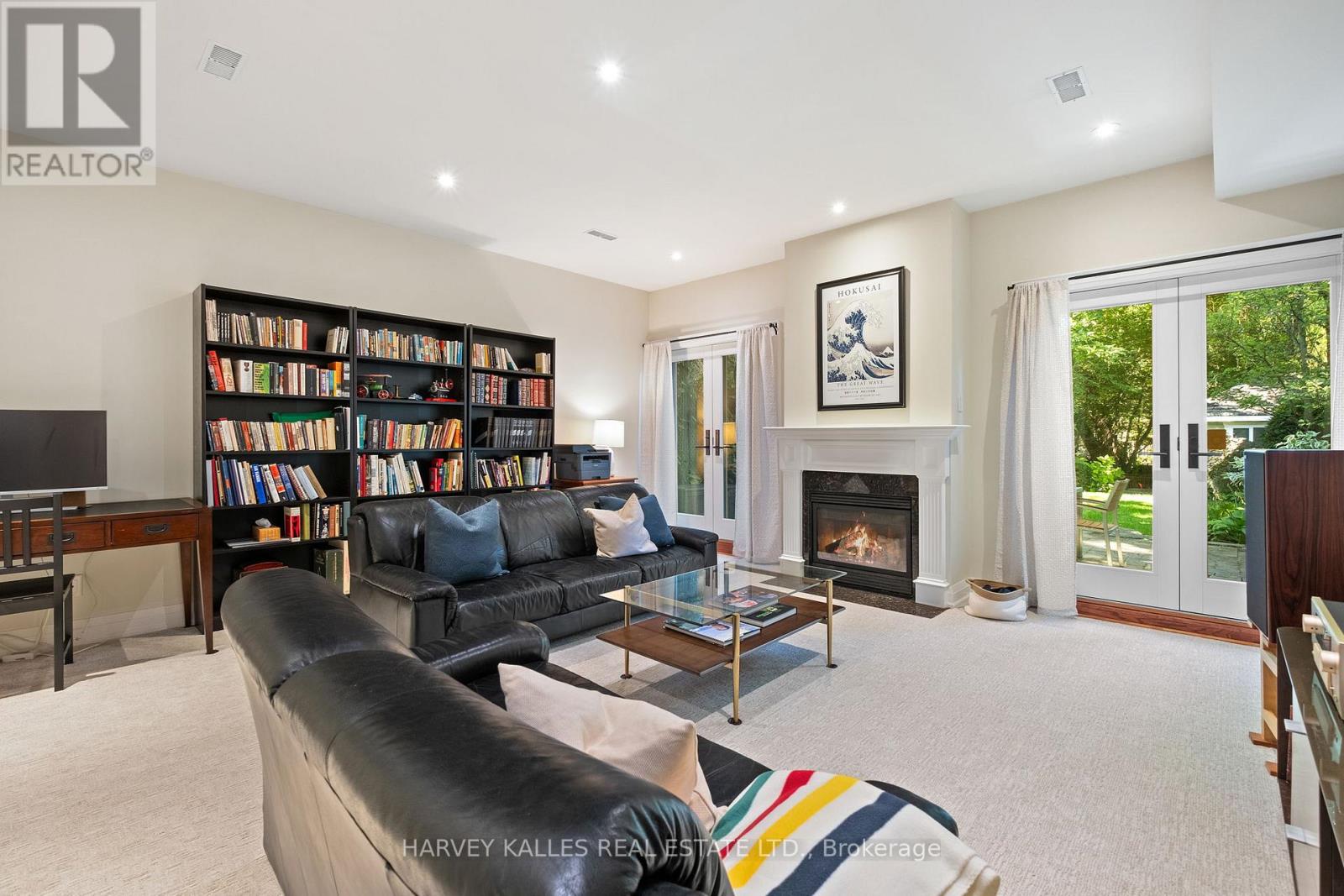 487 SPADINA ROAD