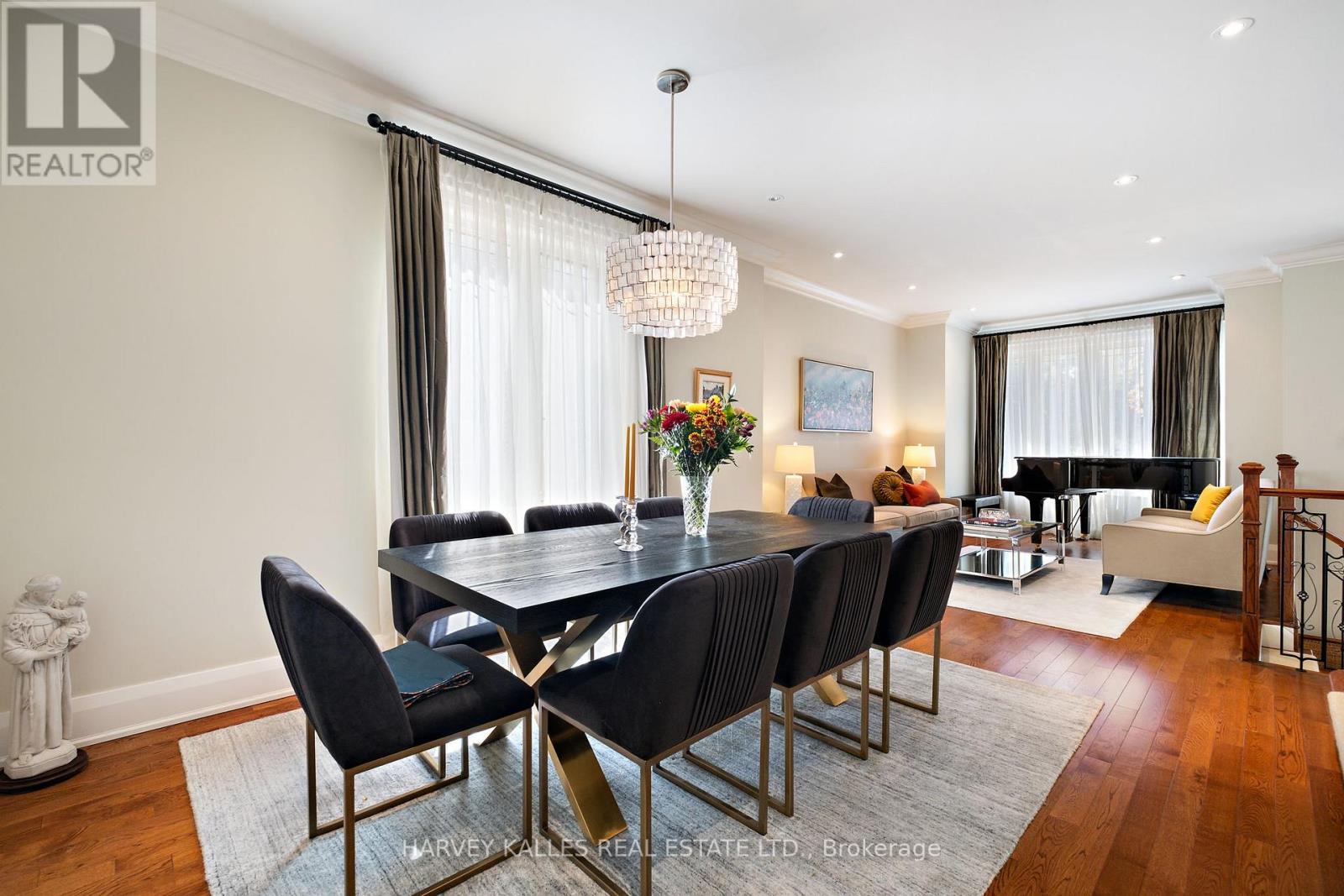 487 SPADINA ROAD