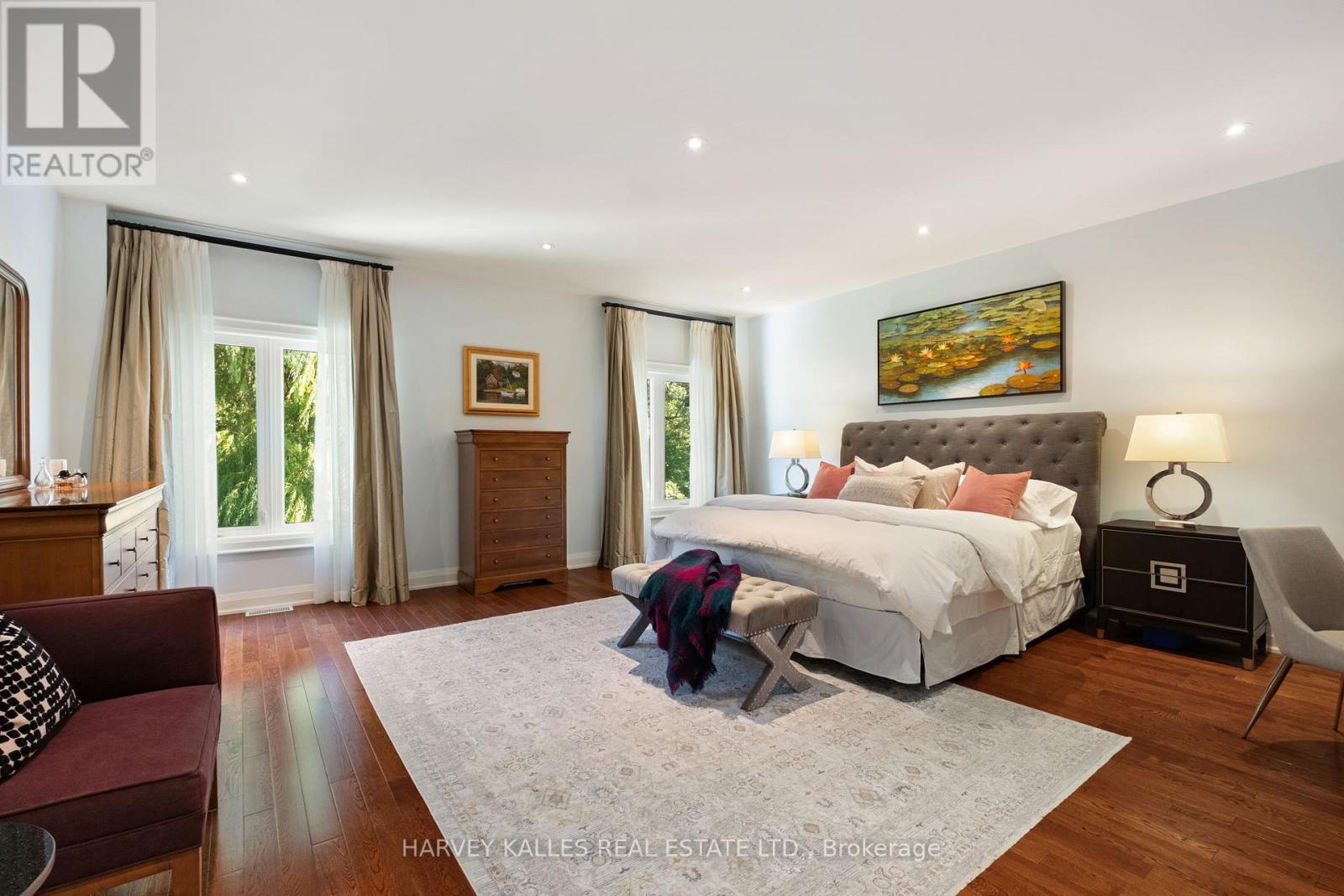 487 SPADINA ROAD