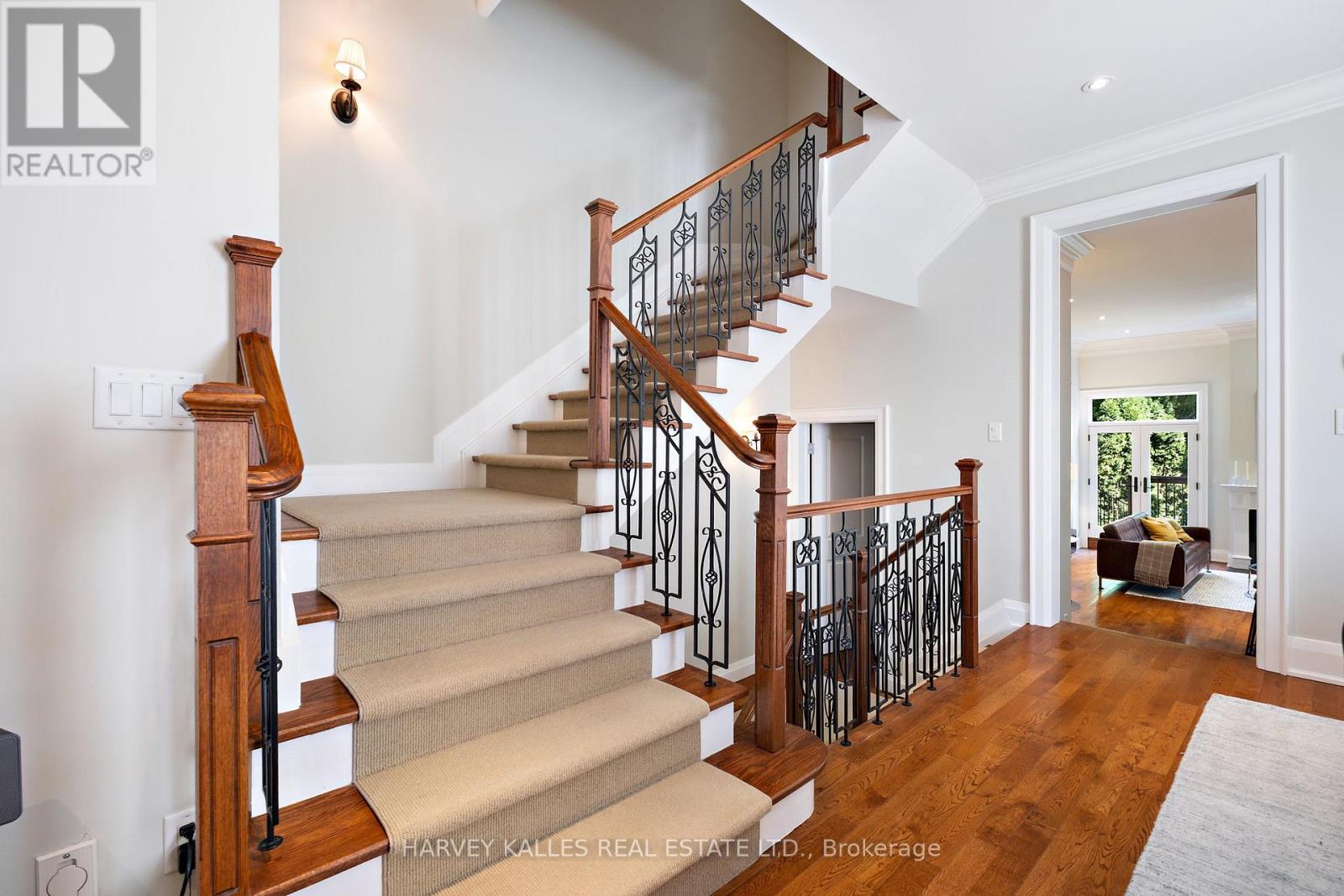 487 SPADINA ROAD