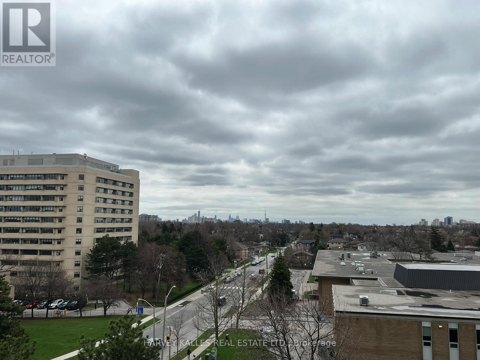704 - 150 NEPTUNE DRIVE