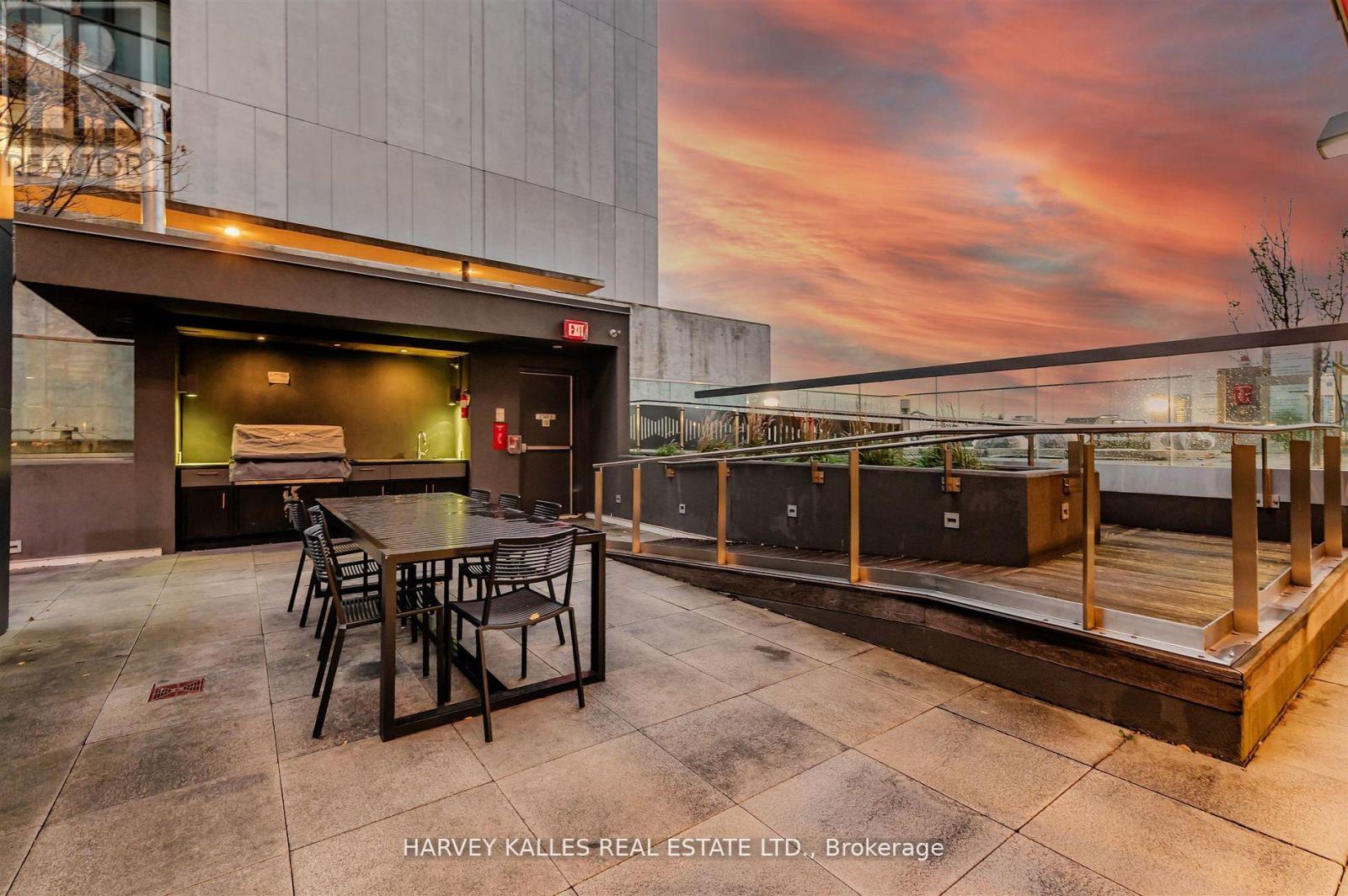 1508 - 318 RICHMOND STREET W