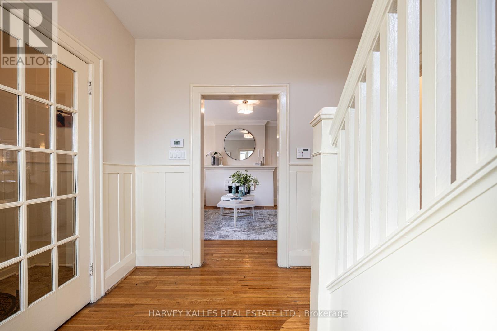 370 ST CLEMENTS AVENUE