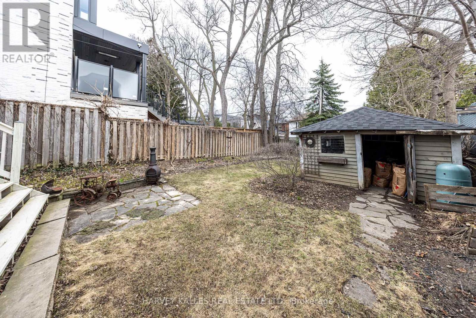 370 ST CLEMENTS AVENUE