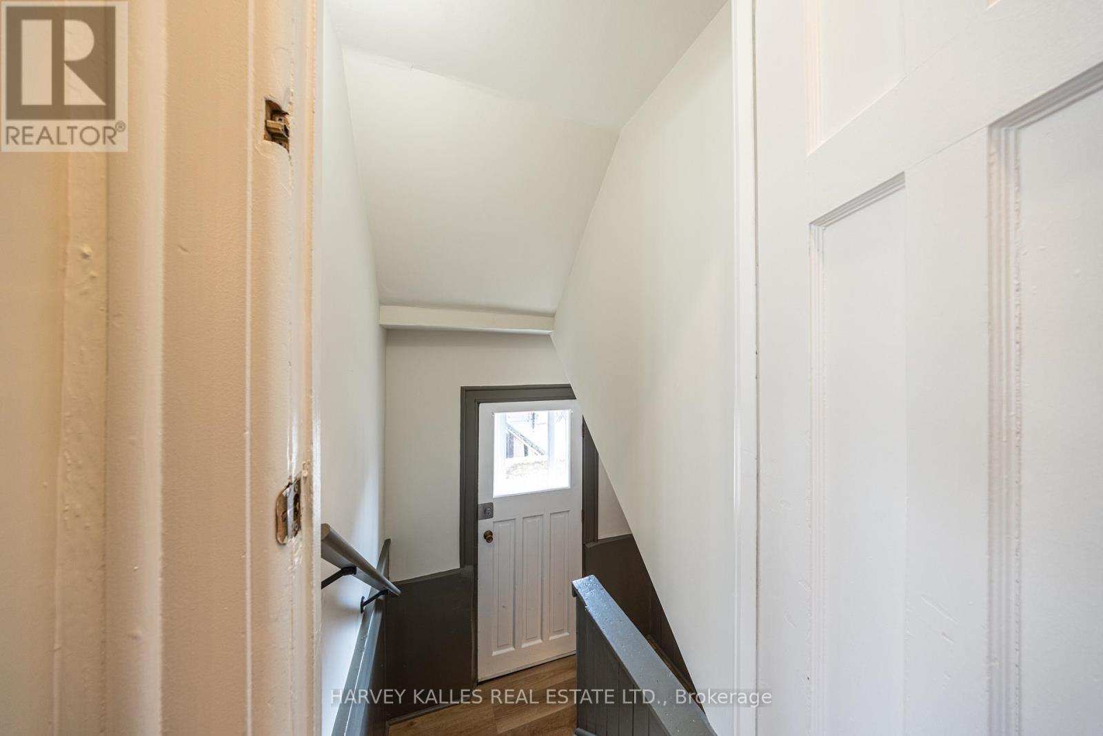 370 ST CLEMENTS AVENUE