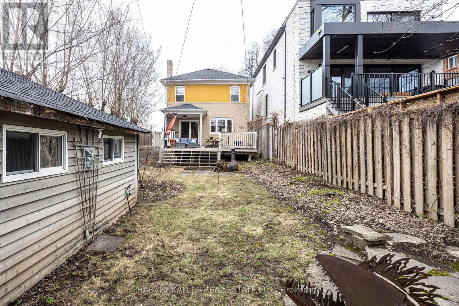 370 ST CLEMENTS AVENUE