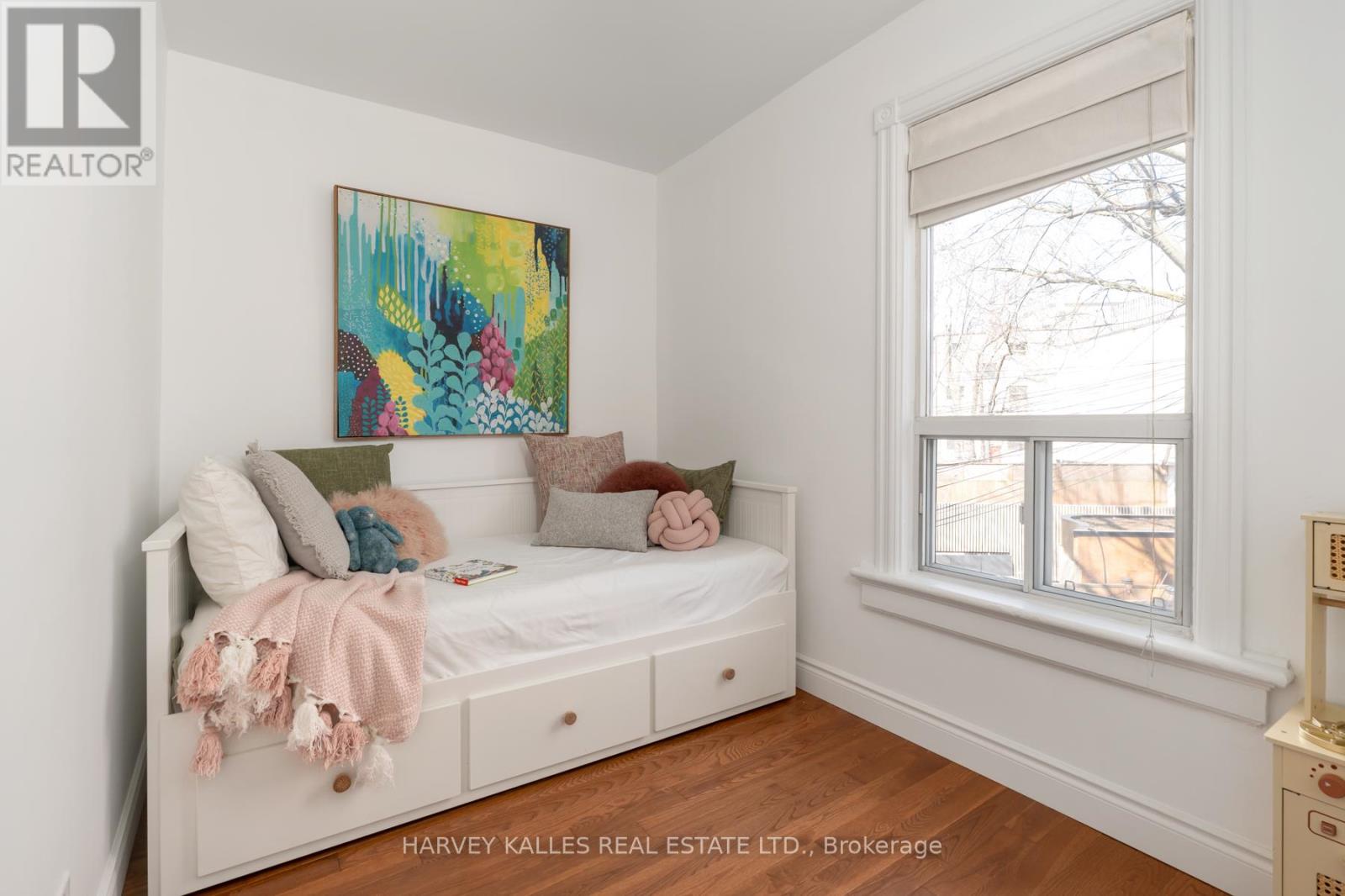 281 LISGAR STREET