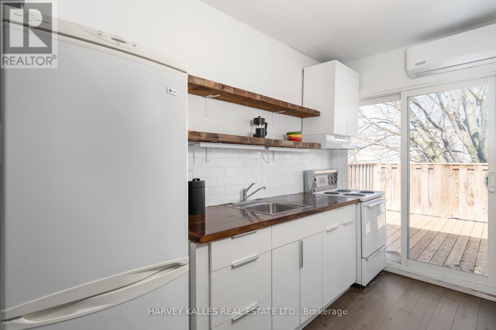281 LISGAR STREET