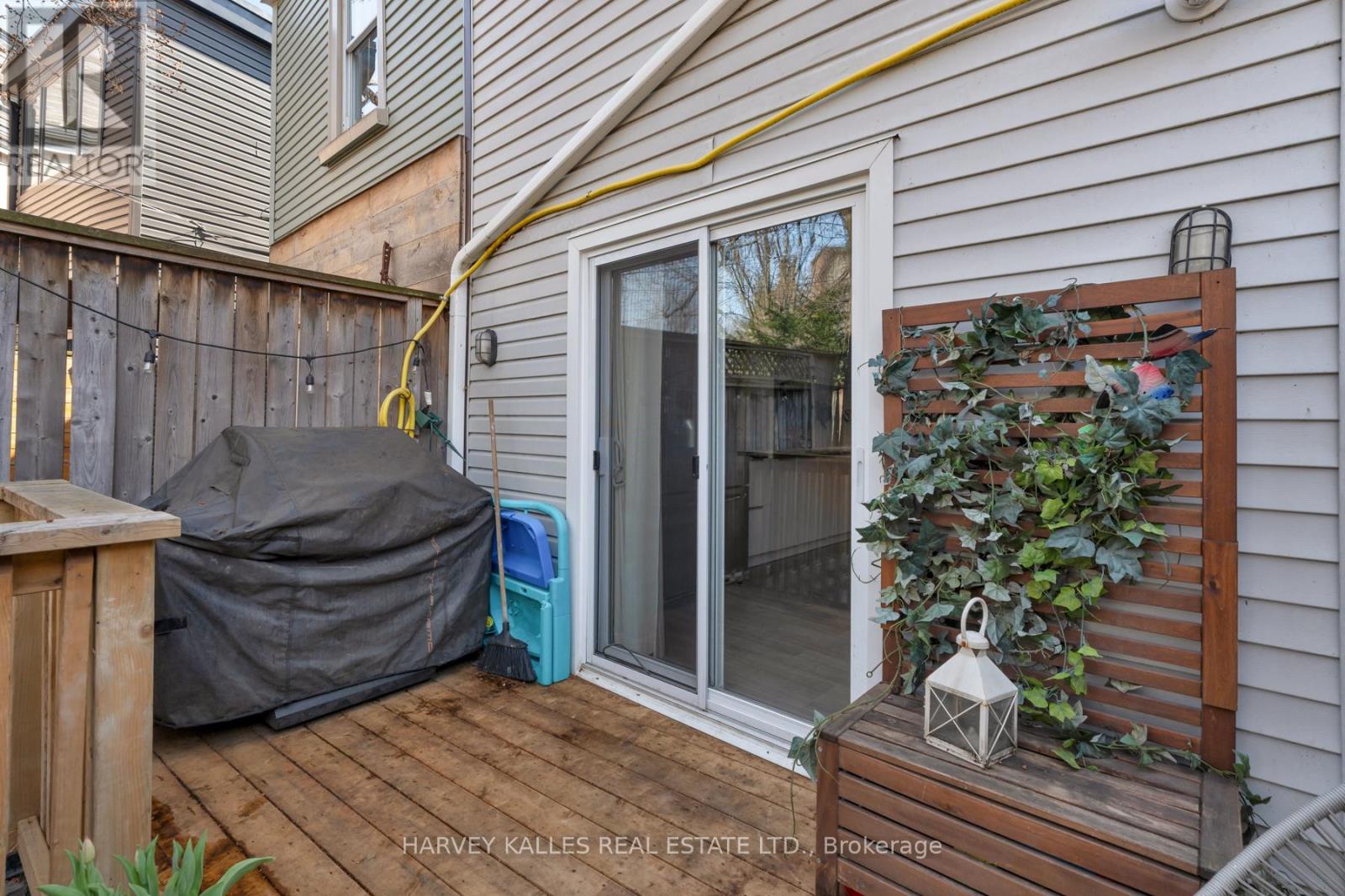 281 LISGAR STREET